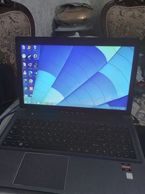 Noutbuk sotiladi Lenovo