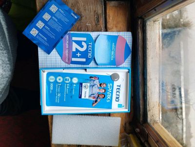 Telefon sotiladi srochno