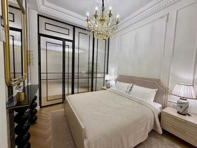 СРОЧНОЕ Сдаётся кв ЖК Гобус Метро Айбек 2/4/7 ро-н Мирабадский 136*