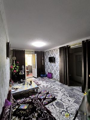 2 xona uy sotiladi 3 xona qilingan Kirgilida