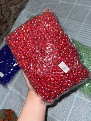 Продам бусины для рукоделия