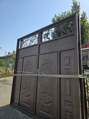 Продаётся ворота 290х300 см