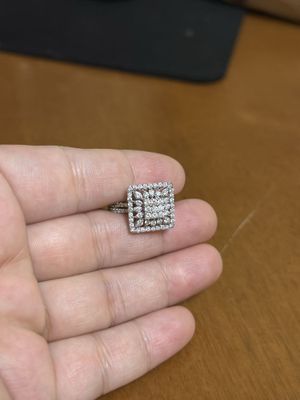750 proba tilla Briliant uzuk