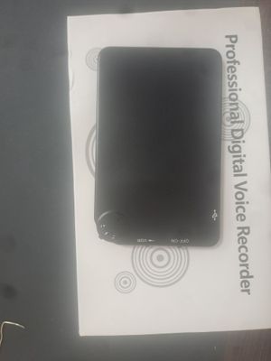 Diktafon va fleshka vazifasini bajaradi 32 gb yang