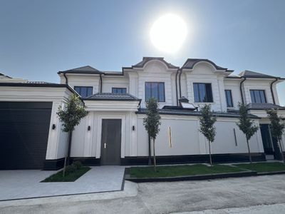 Продаю 2.2 соток ул. Амир Тимур