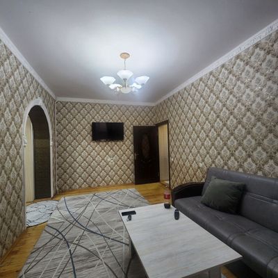 Аренда Юнусобод 11 квартл 1'2 хона