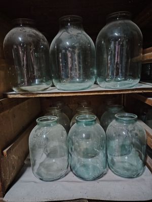 Банка 3х литровая и 0.5