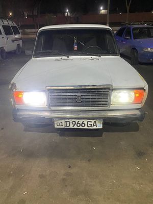 vaz 2107 sotiladi