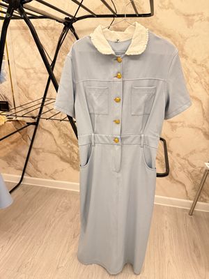 Платья
