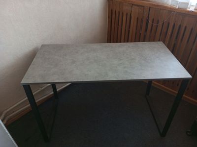 Loft stol sotiladi(срочно)