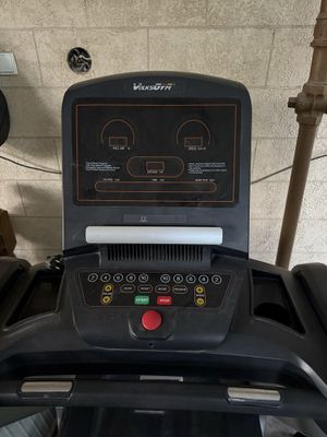 Volksgym begavoy darojka sotiladi