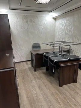 Домбробад Таможня 65м² 1этаж 2кабинета в доль дороги парковка Юр адрес