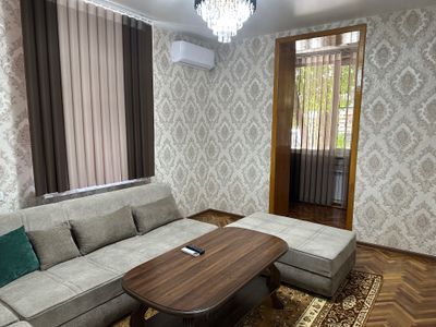 Сдам 2х комнатную квартиру на Новомосковской на долгий срок