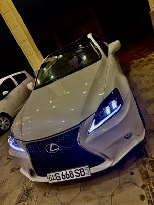 Lexus IS 300, Motor GS 350 qo’yilgan.