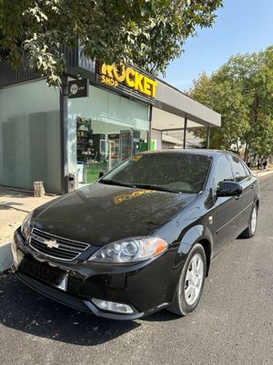 Gentra 2023 yil 40.000 km prabeg kraska top toza ideal