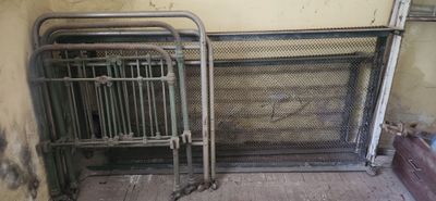 Продаются пружинные кровати