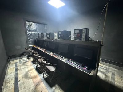 Компютер 20дона 1та ноутбук 1та холоделник 3та камера размер екрана 24