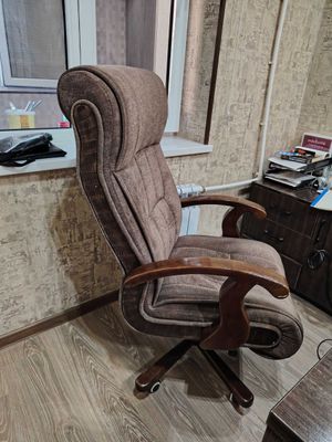 Офис учун кресло