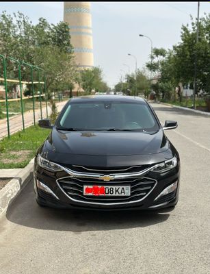Malibu 2 premier kraska tozo ideal xolatda yanggi balon