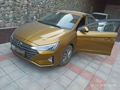 Hyundai Elantra 1.6 (2020)