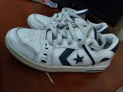 Кроссовка оригинал 35-36 размер
