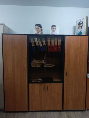 Продается Шкаф б/у