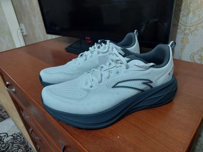 Красовки оригинал 45размер
