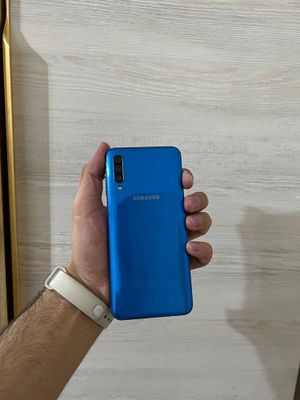 Samsung Galaxy A50