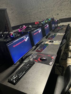 Продаётся Готовый бизнес, готовый игровой зал 10 комп+сервер