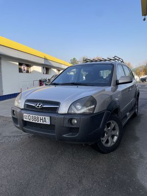 Hyundai tucson 2008