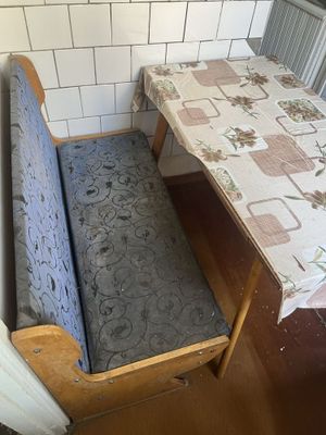 Кухонный стол и икта узун кресло