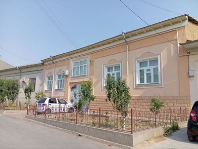 Uy sotiladi shayhontoxur