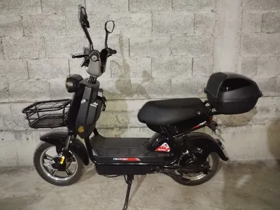 Demansh (скутер).