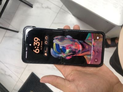 Samsung z flip 4 8/256