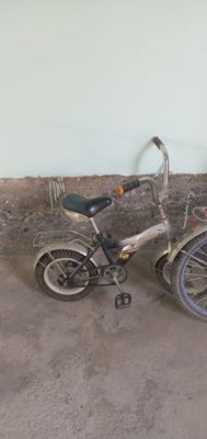Velosiped sotiladi.