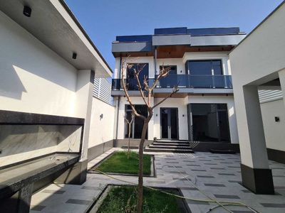 Продам Новый Hi Tech Дом ул.Циолковского 3 сотки