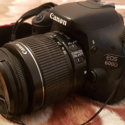 Canon 600d объектив камераси билан