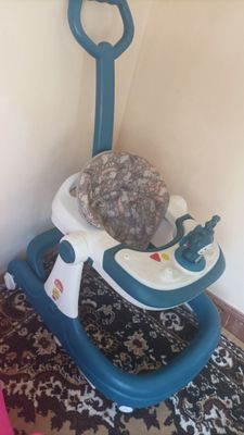 Продам ходунки детские в хорошем состоянии