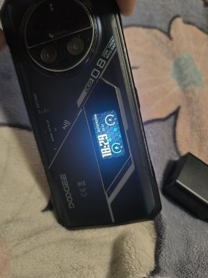 Продам телефон DOOGEE