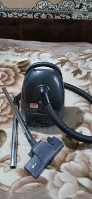 Продаётся пылесос LG в идеалном состочнии без дефектов