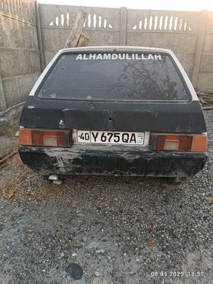 Автомобиль ЗАЗ Таврия 1102