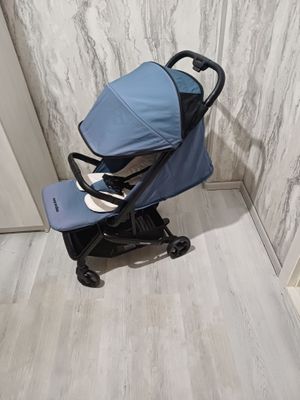 Продаётся фирменный чемодан коляска Easywalker Miley2