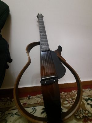 Jiagarrang gitara: yamaha