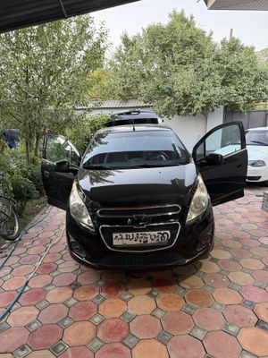Spark mexanika qora propani bor