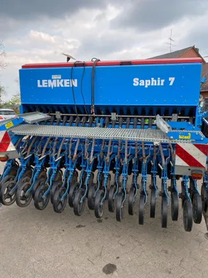 Lemken Saphir 7 Сеялка Claas Arion, Case Puma, John Deere tortadi