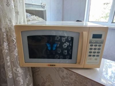 Продается микроволновая печь