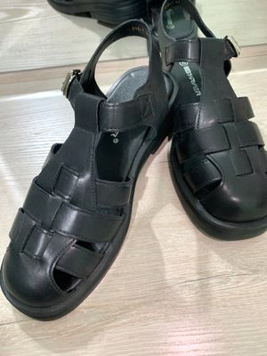 Босоножки женские