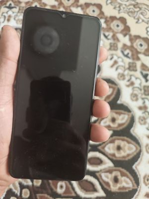 Srochna samsung a 12 sotiladi