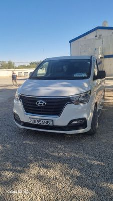 Hyundai starex hi