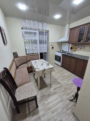 Сдам 3 комнатную на массиве Куйлюк 4